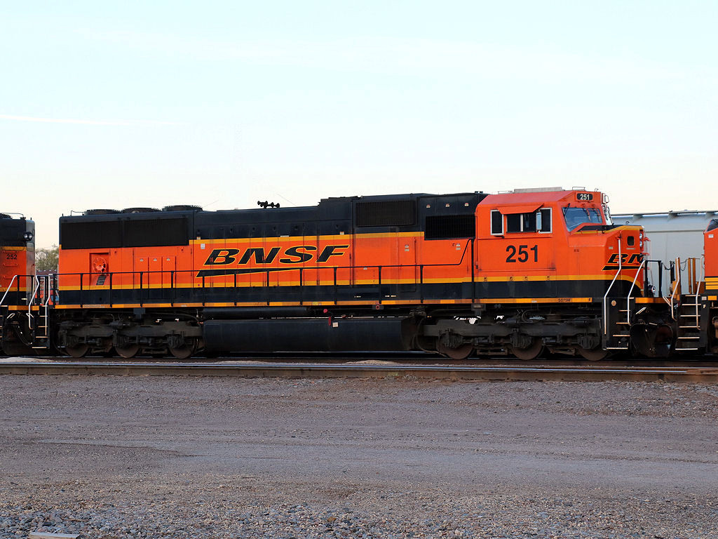 BNSF 251